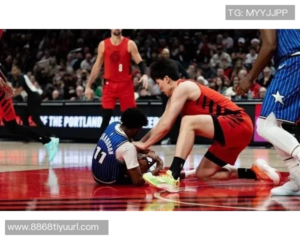 双标现象引发热议斯普利特对夏普和杨瀚森表现的双重标准分析